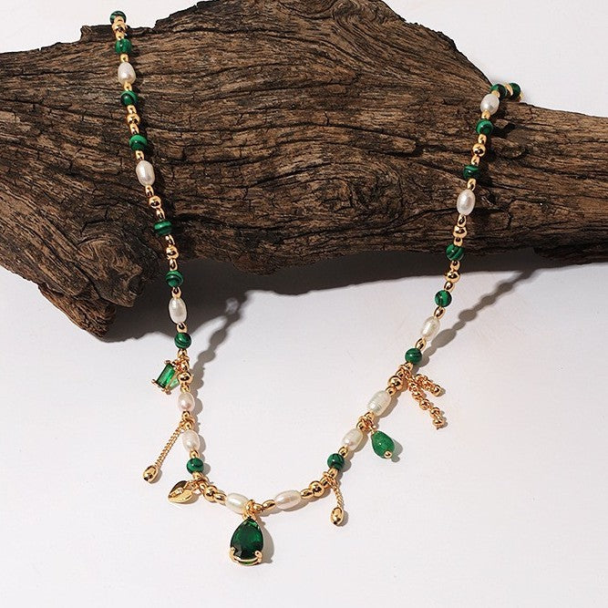 Golden 60's -- Green Heart Necklace